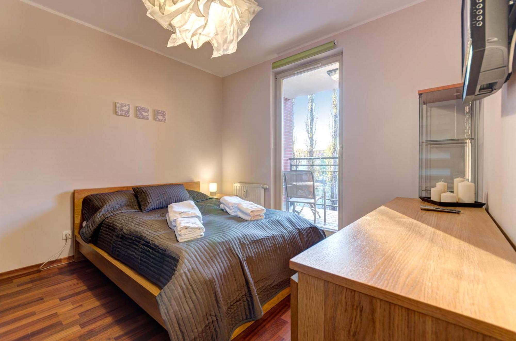 Dom & House - Apartamenty Kamienice Nad Motlawa Gdańsk Rum bild