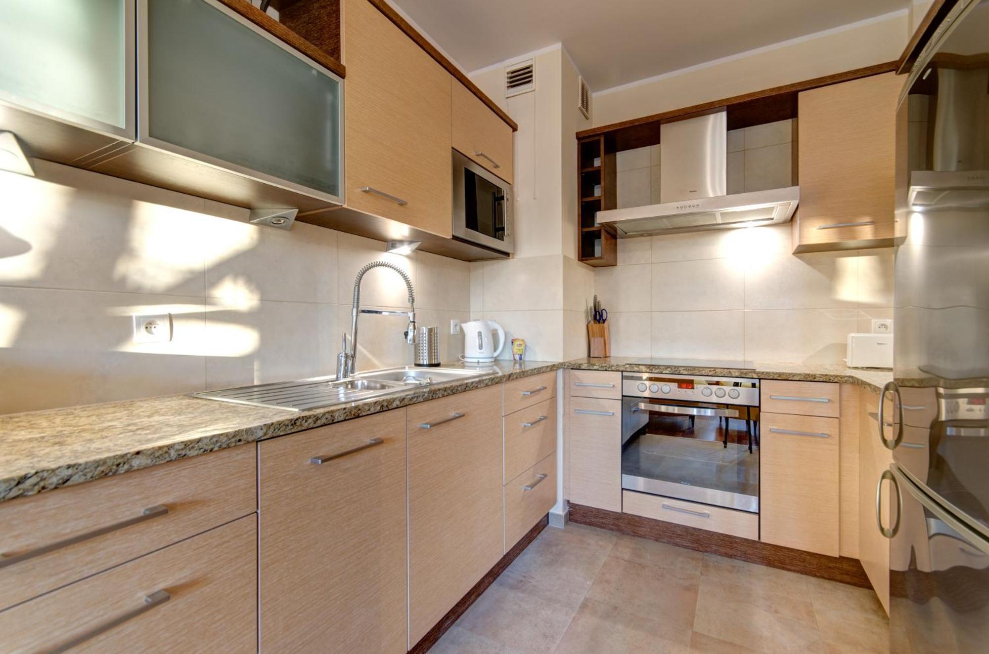 Dom & House - Apartamenty Kamienice Nad Motlawa Gdańsk Rum bild